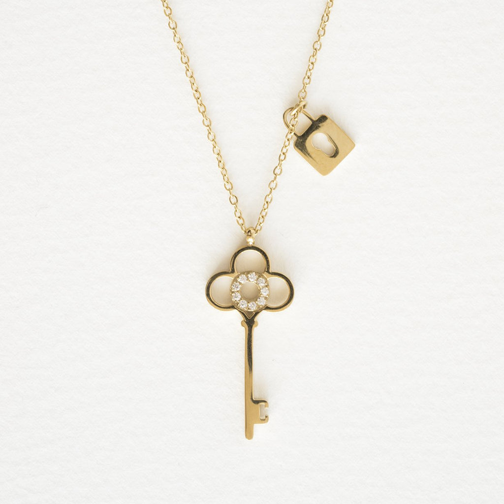 Club Key with Lock Pedant Necklace